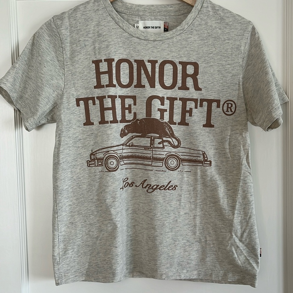 Boys Honor the Gift tee